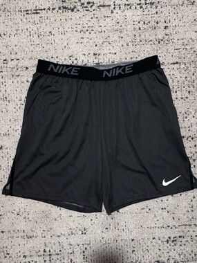 Nike Academy Men’s Pro 24 Zip Shorts.